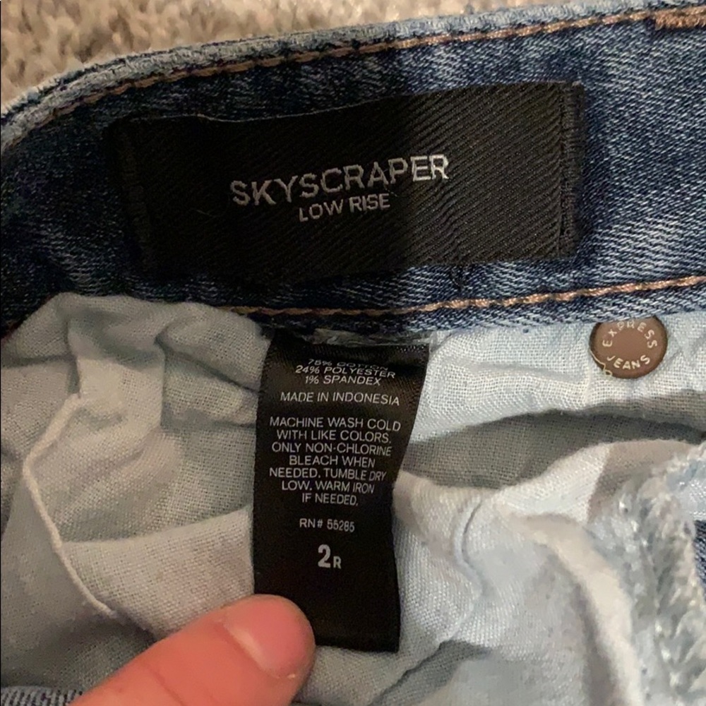 Express Low Rise Light Jeans - Picture 5 of 5
